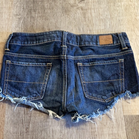 American Eagle Shorts - Picture 2 of 5